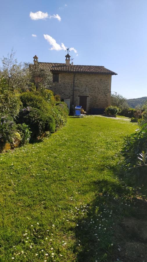 Il Casale Di Fiore Cannara Luaran gambar