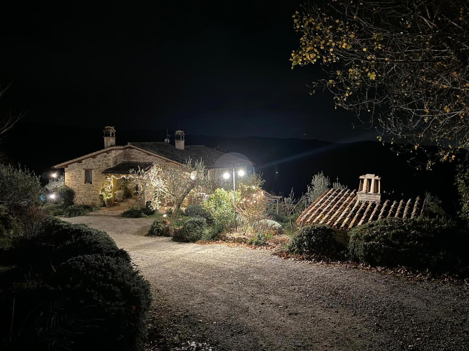 Il Casale Di Fiore Cannara Luaran gambar