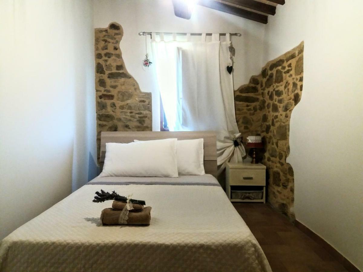Il Casale Di Fiore Cannara Luaran gambar