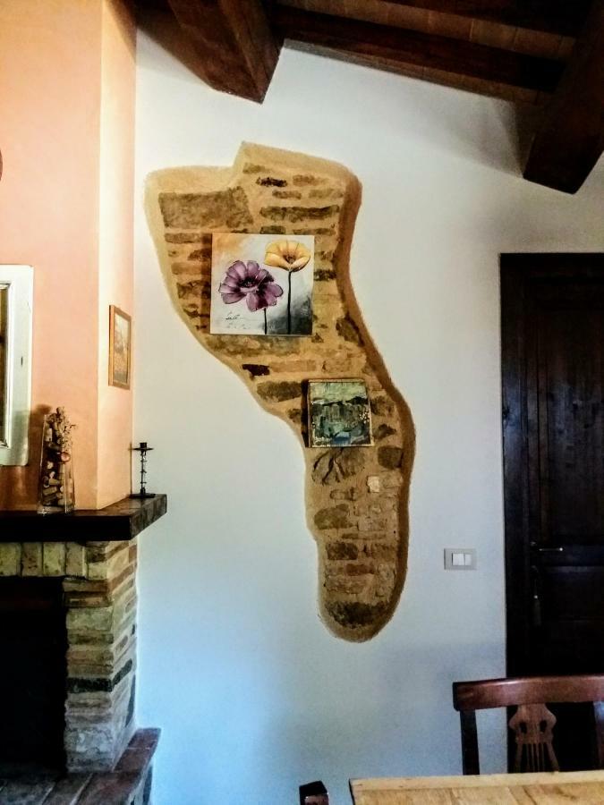 Il Casale Di Fiore Cannara Luaran gambar