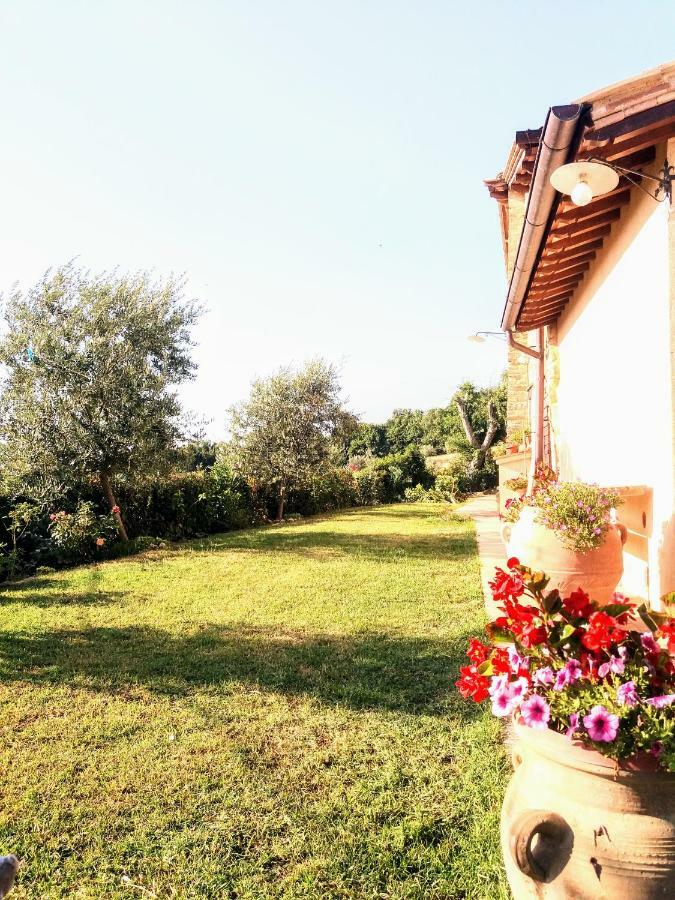 Il Casale Di Fiore Cannara Luaran gambar